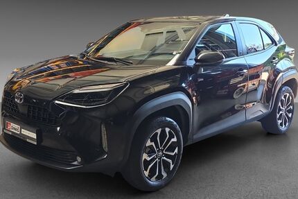 Toyota Yaris Cross 26.500 km 22.495 &euro; Hochstetten-Dhaun 55606