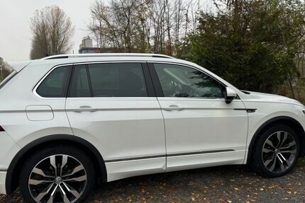 VW Tiguan 125.000 km 25.990 &euro; Würzburg 97074