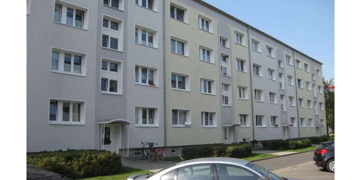 Etagenwohnung Anklam Mittelfeld - 4 Zimmer, 75 m&sup2;, 486&euro; | Angebot:25877764