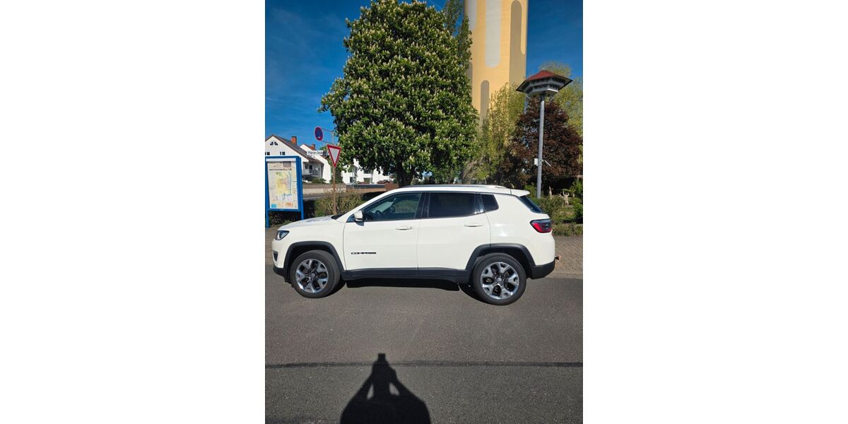 Jeep Compass 165.000 km 14.850 &euro; Niedernberg 63843