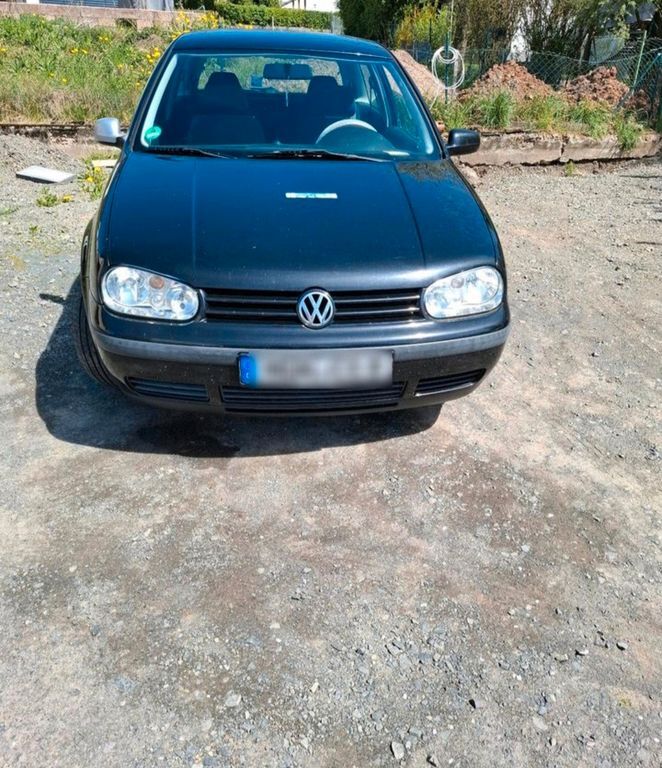 VW Golf 183.000 km 590 € Frankenheim 98634