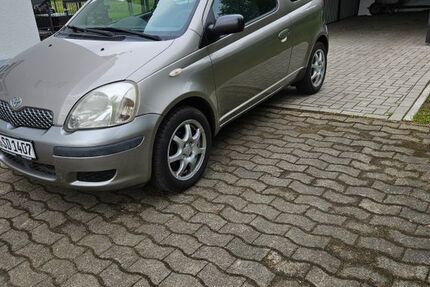 Toyota Yaris 204.500 km 1.300 &euro; Rahden 32369