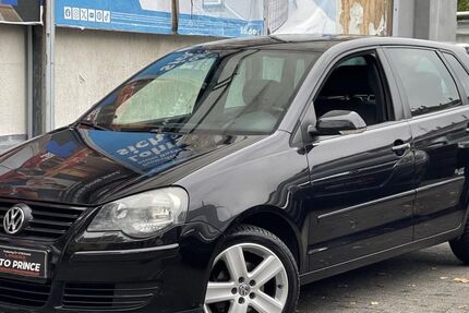 VW Polo 118.000 km 4.600 &euro; KREFELD 47798