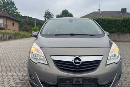 Opel Meriva 300.000 km 1.800 &euro; Schweich-Issel 54338
