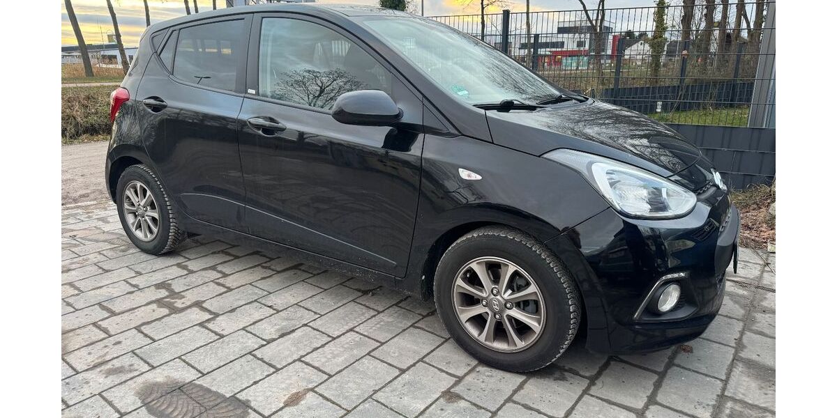 Hyundai i10 73.730 km 7.999 &euro; Isernhagen OT Altwarmbüchen bei Hannover A2/A7 30916