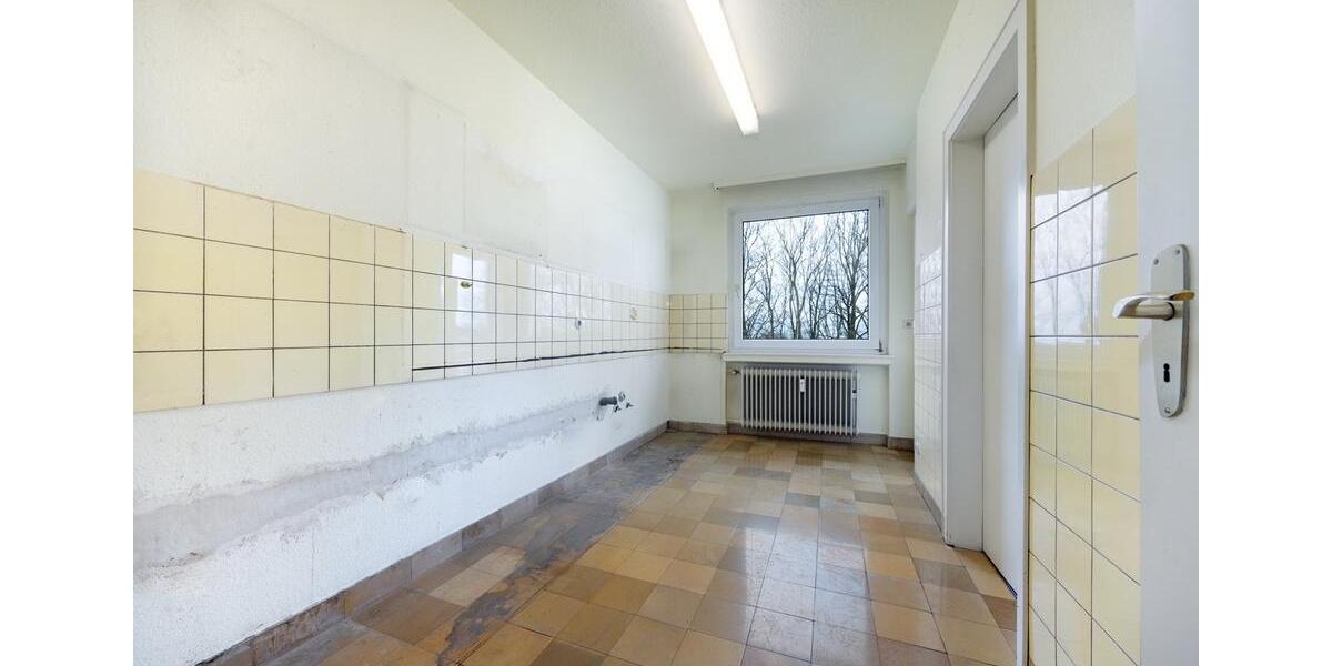 Etagenwohnung Wuppertal Lichtenplatz - 3 Zimmer, 100 m&sup2;, 1.490&euro; | Angebot:26024011