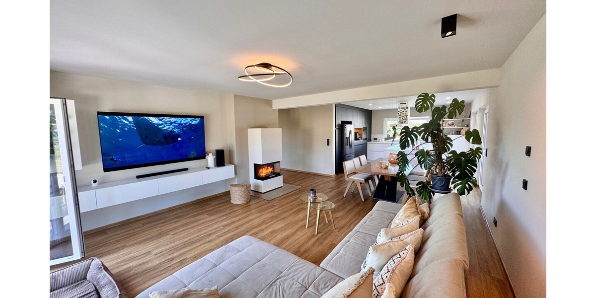HORN IMMOBILIEN ++ Winkelbungalow 5 km bis Neubrandenburg, Baujahr 2022, Doppelgarage + Carport - Einfamilienhaus Sponholz | Angebot:27069443