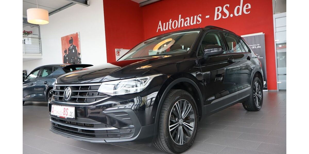 VW Tiguan 149.801 km 23.749 &euro; Braunschweig 38116