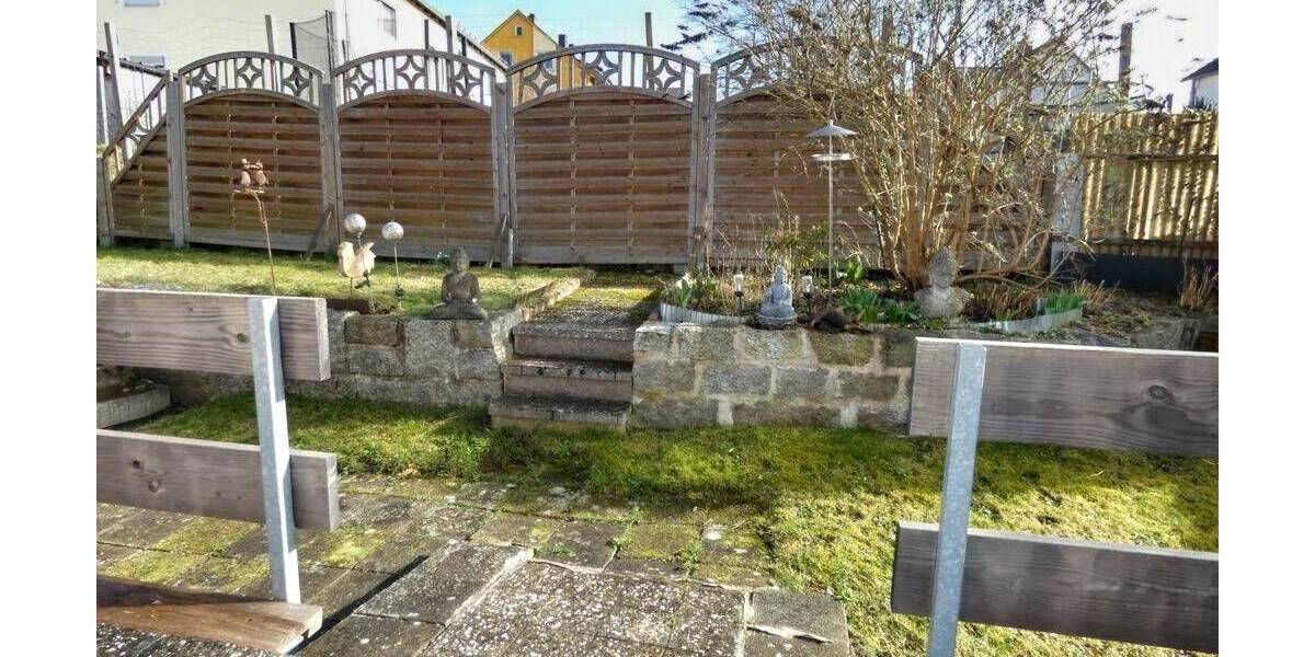 Doppelhaushälfte Vohenstrauß - 5 Zimmer, 102 m&sup2;, 145.000&euro; | Angebot:26912697