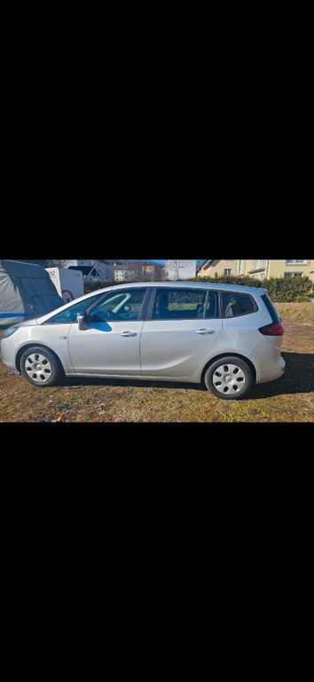 Opel Zafira 146.500 km 11.500 € Gera 07548