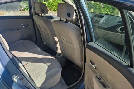Renault Clio 92.000 km 2.250 &euro; Schefflenz 74850