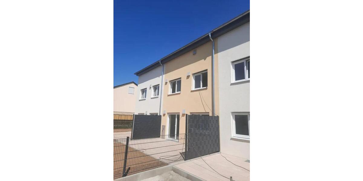Reihenhaus Neubau zur Miete ab sofort in Kelheim 3 zimmer