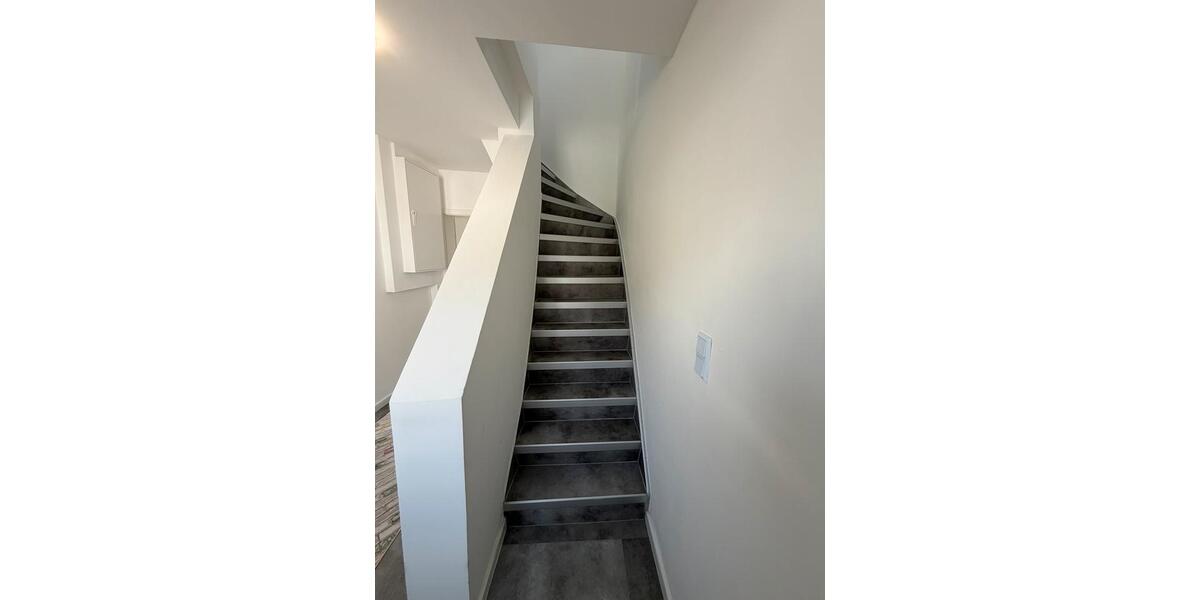 Einfamilienhaus Gummersbach Berstig Süd - 7 Zimmer, 140 m&sup2;, 349.000&euro; | Angebot:27014735