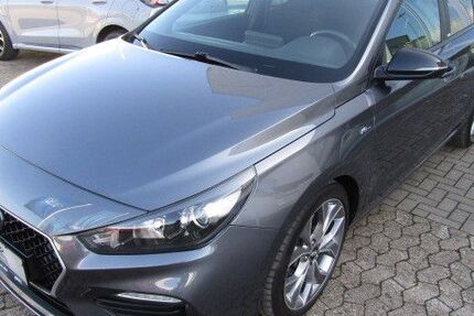 Hyundai i30 33.044 km 18.950 &euro; Bad Oeynhausen 32547