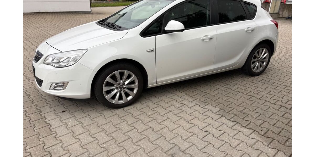 Opel Astra 128.640 km 4.000 &euro; Grafenwöhr 92655