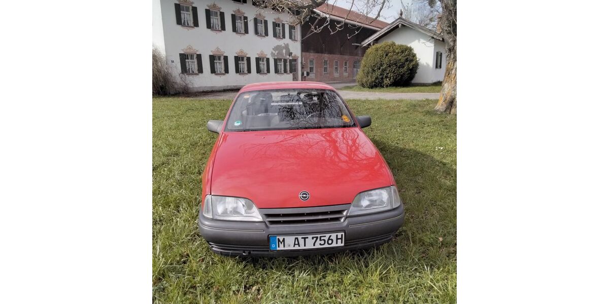 Opel Omega 189.000 km 3.490 &euro; Holzkirchen 83607