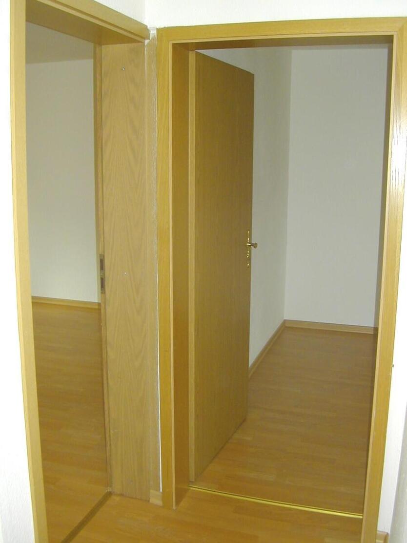 Dachatelier u. Garten für Studenten-WG oder Studenten-Paare ab Dezember 3 zimmer