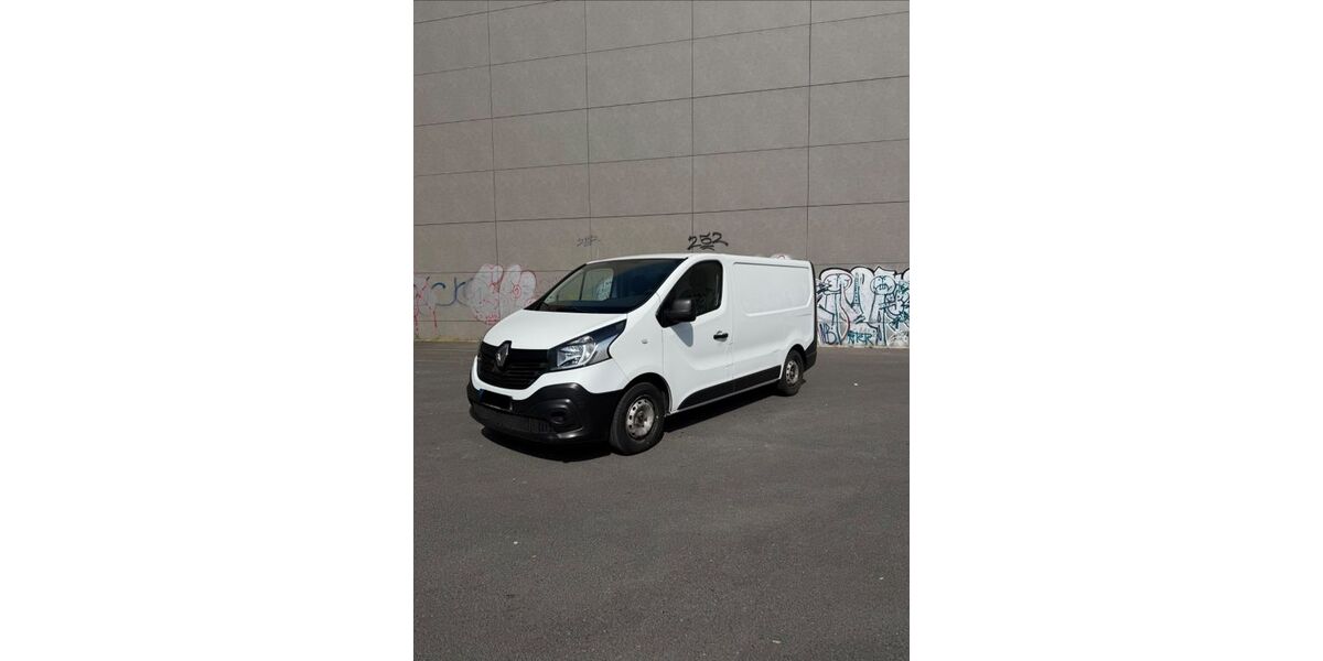 Renault Trafic 107.919 km 10.900 &euro; Berlin 12435