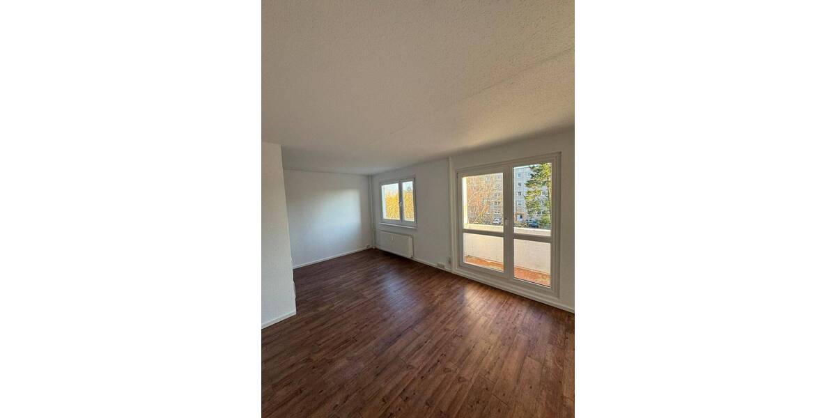 Mehrfamilienhaus, Wohnhaus Dessau-Roßlau Süd - 1 Zimmer, 4.000.000&euro; | Angebot:26487162