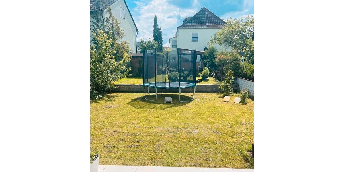 Mehrfamilienhaus, Wohnhaus Würzburg Heuchelhof - 7 Zimmer, 210 m&sup2;, 795.000&euro; | Angebot:25396588