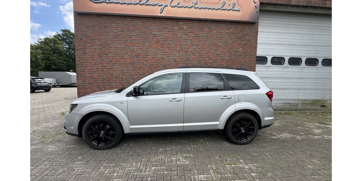 Fiat Freemont BLACK CODE AWD ALLRAD 136.000 km 9.999 &euro; Hamburg 22339