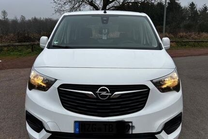 Opel Combo Life 84.100 km 16.400 &euro; Losheim am See 66679