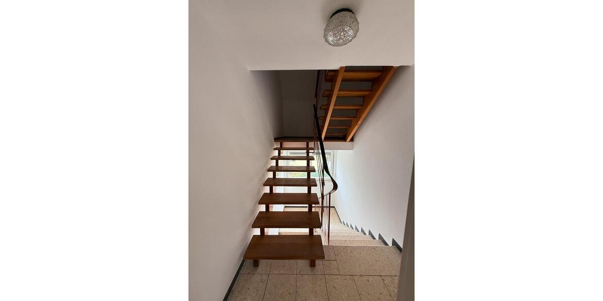 Doppelhaushälfte Reutlingen Reutlingen-Betzingen - 5 Zimmer, 107 m&sup2;, 1.350&euro; | Angebot:26491017