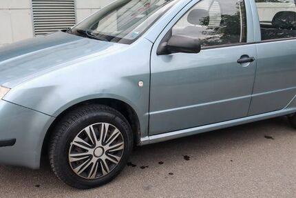 Skoda Fabia 84.000 km 2.199 &euro; Bad Kreuznach 55543