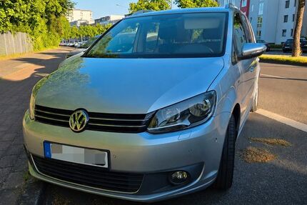 VW Touran 178.000 km 8.100 &euro; Helmstedt 38350