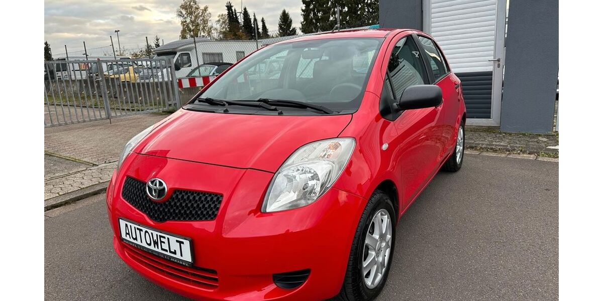 Toyota Yaris 157.000 km 2.980 &euro; saarbrücken 66127