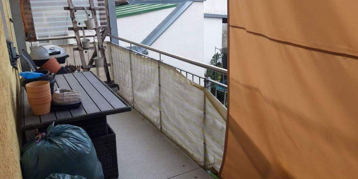 Etagenwohnung Hirschau - 4 Zimmer, 99 m&sup2;, 680&euro; | Angebot:25314517