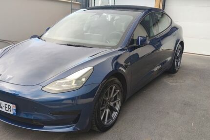 Tesla Model 3 81.458 km 21.800 &euro; Bremen 28195