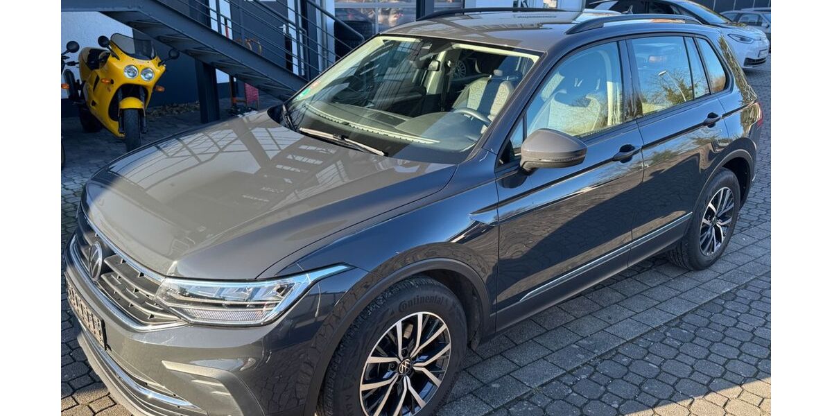 VW Tiguan 59.998 km 23.900 &euro; Eggenstein 76344
