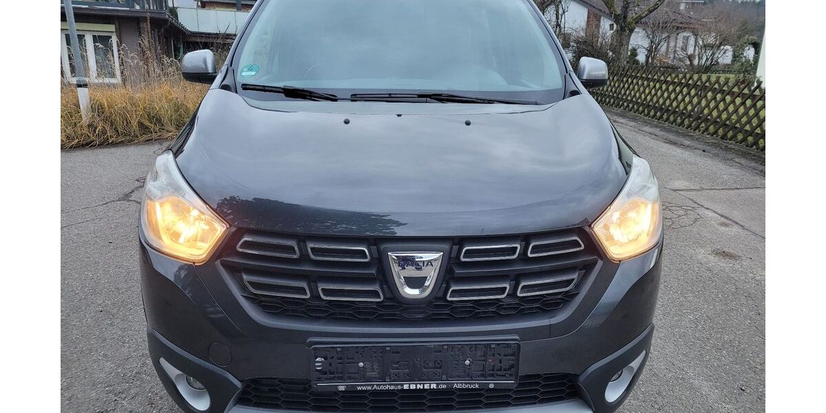 Dacia Lodgy 91.000 km 5.900 &euro; Kressbronn 88079