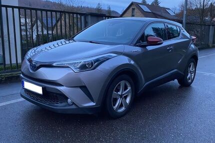 Toyota C-HR 118.000 km 14.990 &euro; Lahr/Schwarzwald 77933