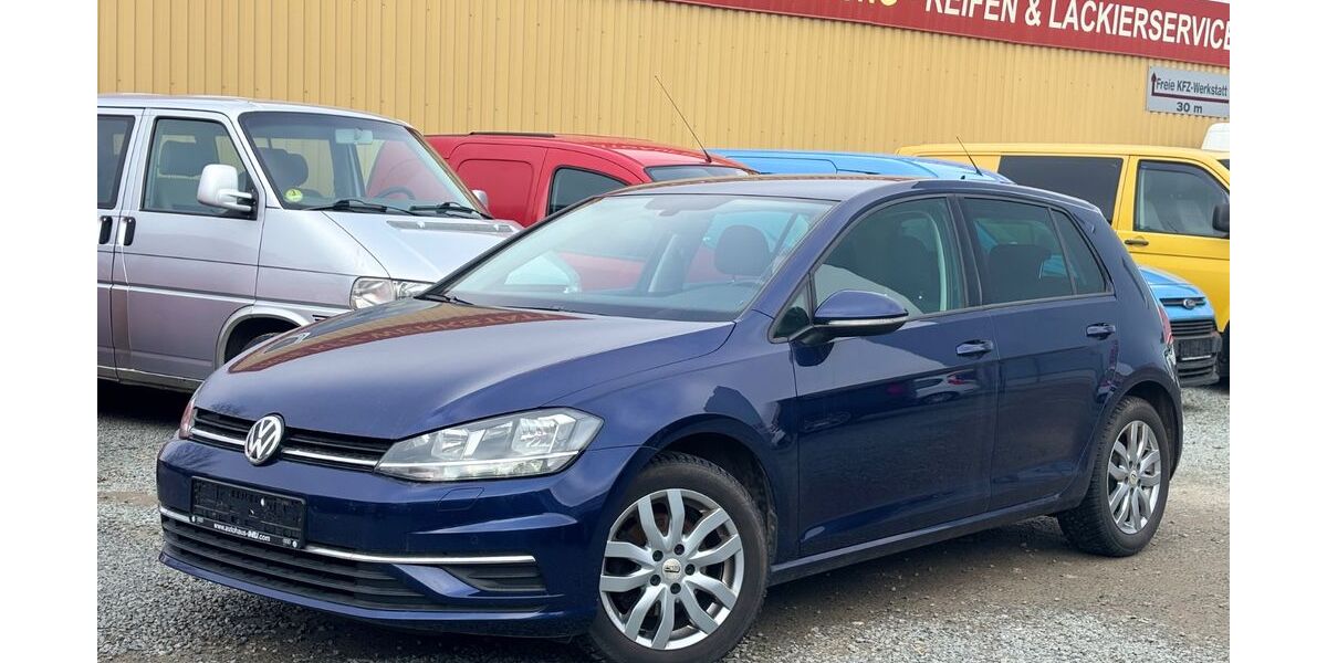 VW Golf 135.706 km 10.777 &euro; Stralsund 18437