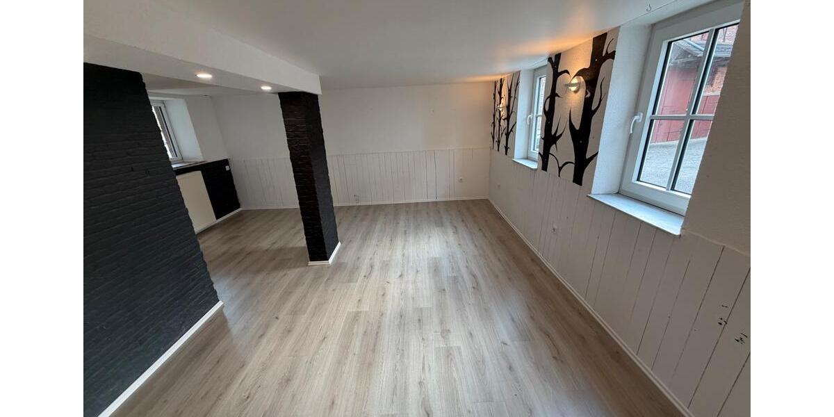 Einfamilienhaus Neuental - 5 Zimmer, 125 m&sup2;, 700&euro; | Angebot:26409198