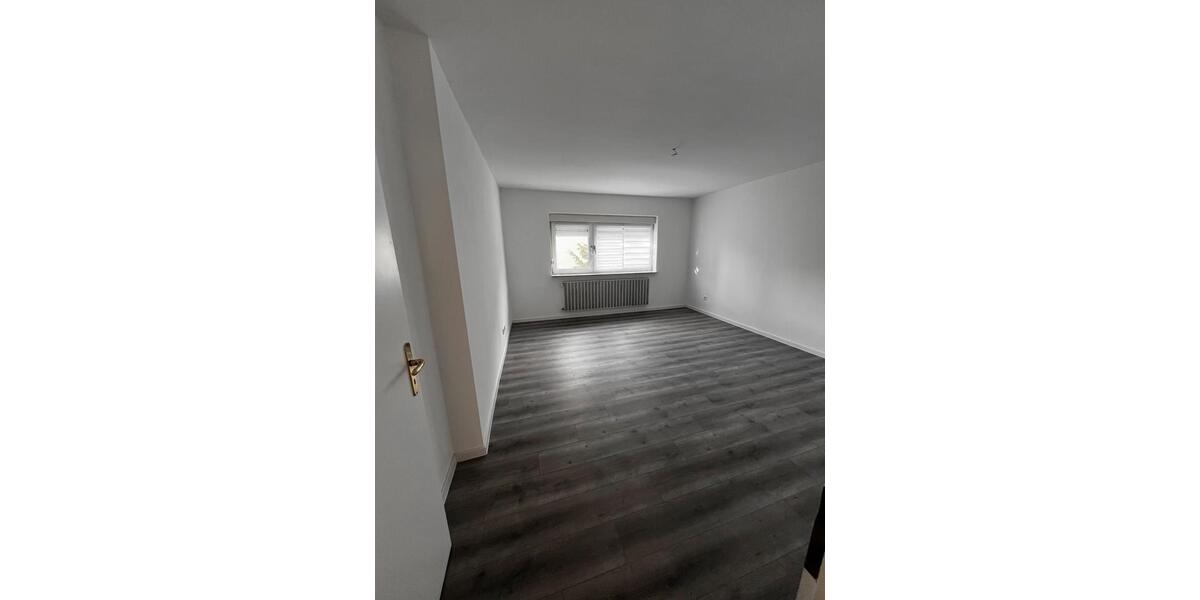 Etagenwohnung Goldbach - 4 Zimmer, 140 m&sup2;, 1.600&euro; | Angebot:24527783