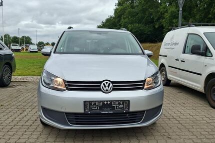 VW Touran 245.000 km 4.999 &euro; Bonn 53227