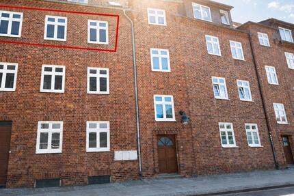 Wohnung Stralsund - 4 Zimmer, 80 m&sup2;, 1.075&euro; | Angebot:26401195