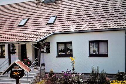 Haus Crimmitschau - 5 Zimmer, 110 m&sup2;, 220.000&euro; | Angebot:25639766