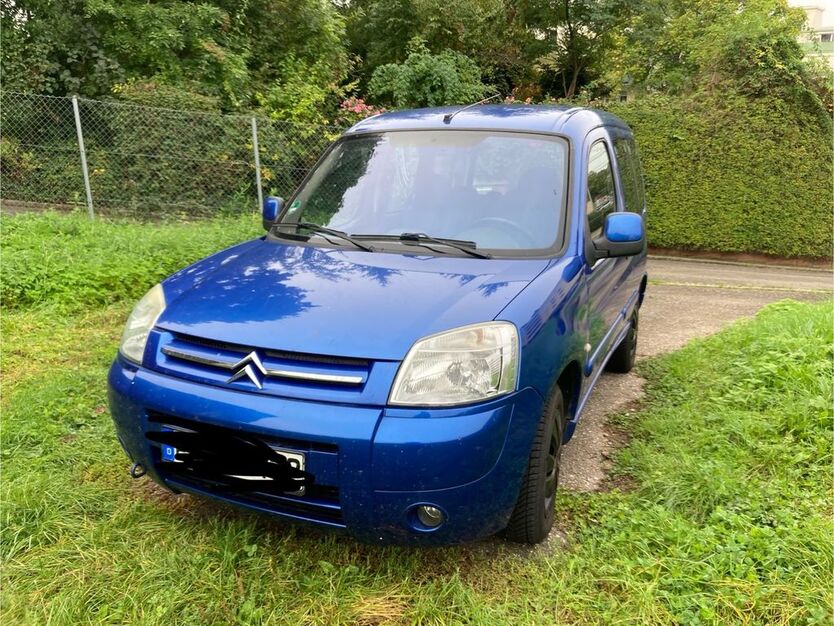 Citroen Berlingo 160.656 km 2.999 € Freiburg 79115