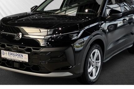 VW T-Roc 2.500 km 41.450 &euro; Itzehoe 25524