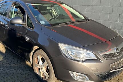 Opel Astra 180.000 km 3.999 &euro; Schwerte 58239