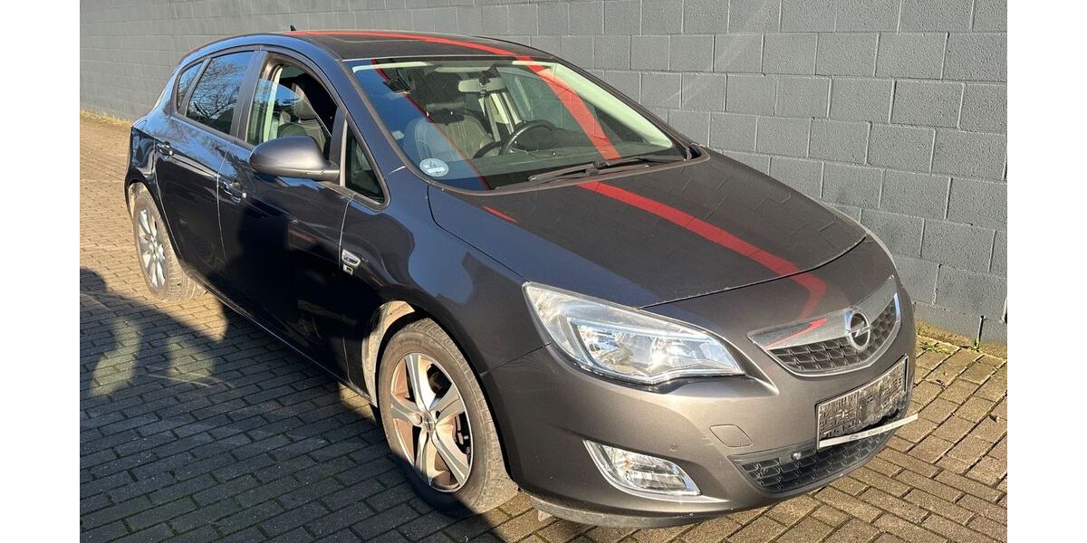 Opel Astra 180.000 km 3.999 &euro; Schwerte 58239