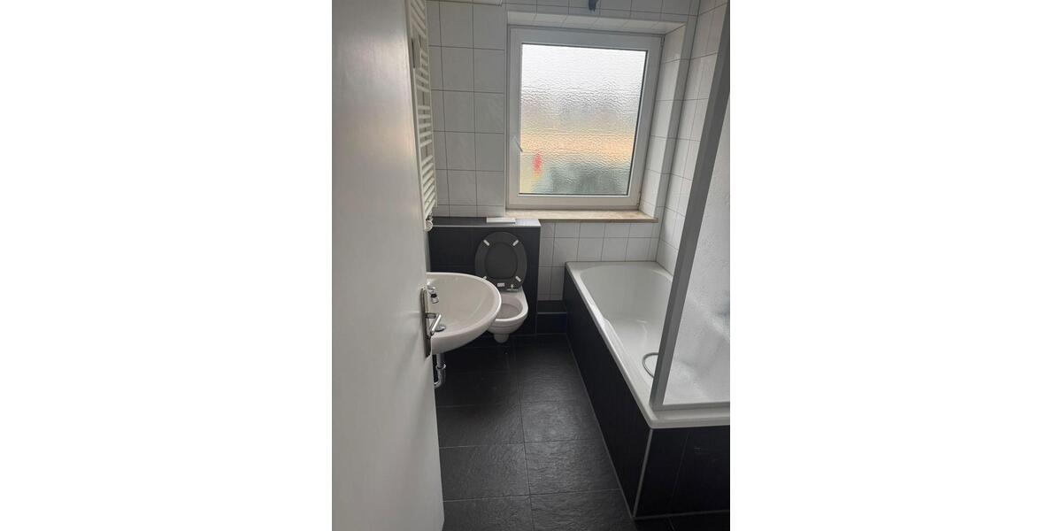 Etagenwohnung Aichach - 3 Zimmer, 75 m&sup2;, 825&euro; | Angebot:24693047