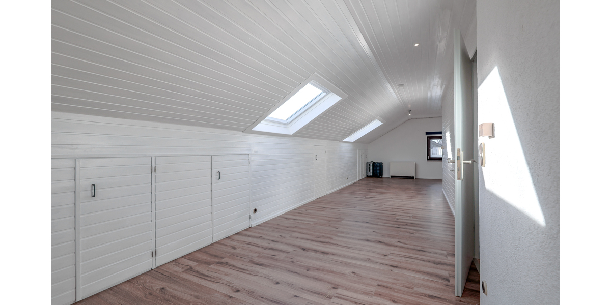 Klein auf dem Papier, groß im Wohngefühl – Einfamilienhaus mit zusätzlichem Dachstudio *provisionsfrei* - Einfamilienhaus Hennef Kurscheid | Angebot:25416928