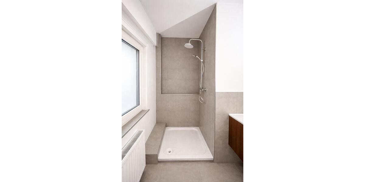 Etagenwohnung Bad Bentheim - 5 Zimmer, 150 m&sup2;, 1.300&euro; | Angebot:25919928