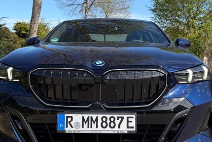 BMW 550 1.900 km 82.790 &euro; Regensburg 93059