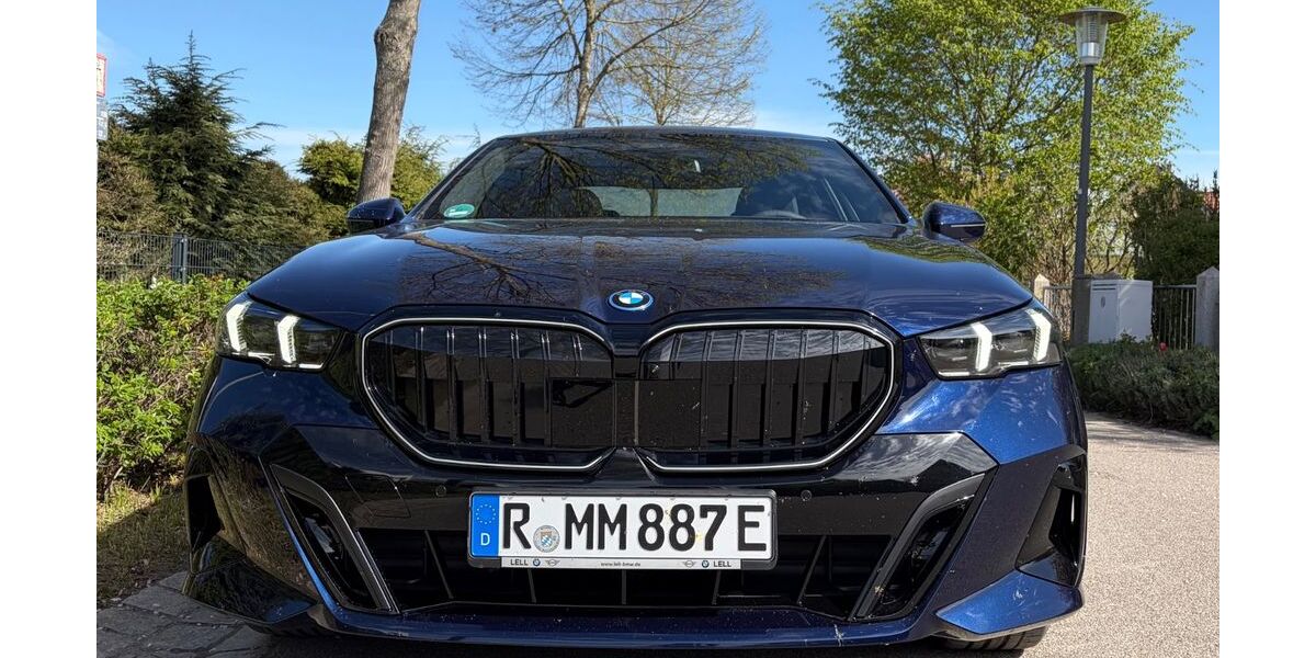 BMW 550 1.900 km 82.790 &euro; Regensburg 93059